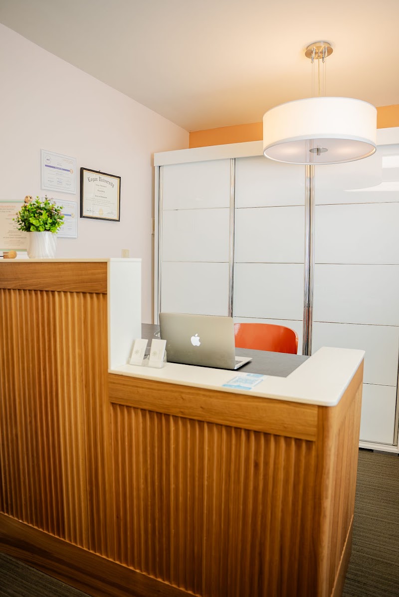 Active Seattle Chiropractic + Sports Therapy photo 3
