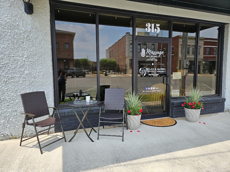 Massage with Beverly photo 3