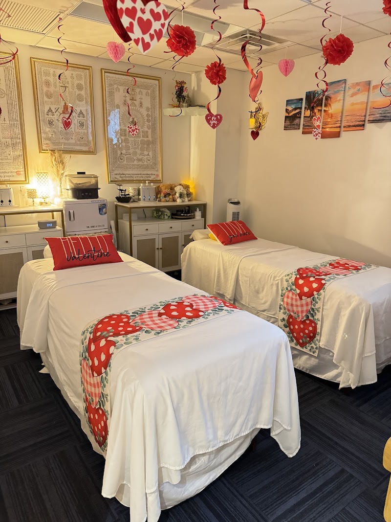 Thai Bodyworks Massage and Wellness photo 2