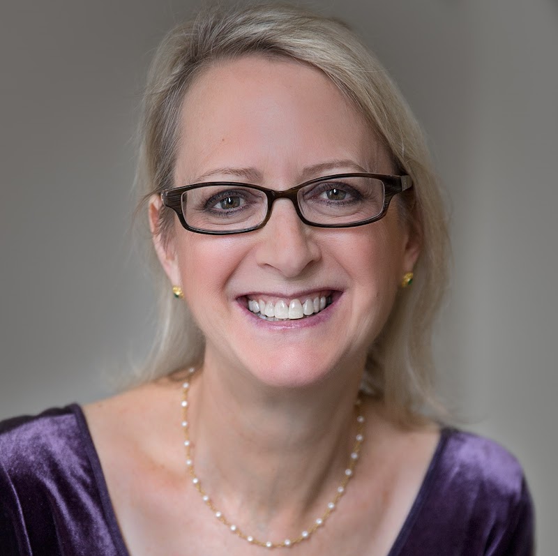 Mindy Pickard, LAC--Three Treasures Pelvic Floor & NAET Acupuncture NYC