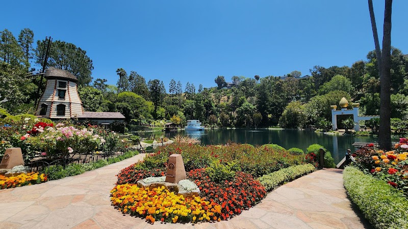 SRF Lake Shrine (Reservation Required) photo 2