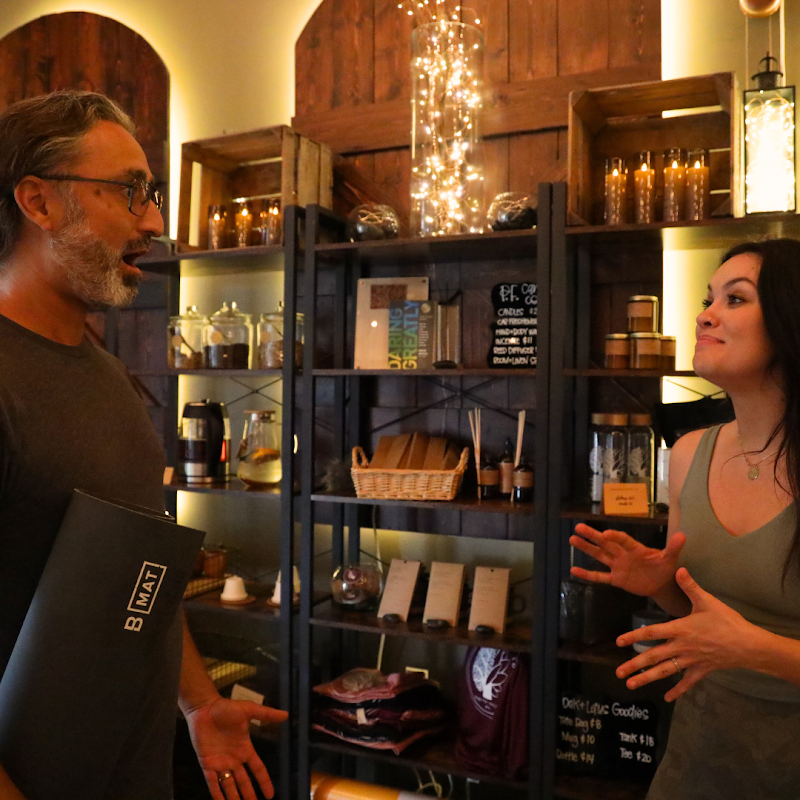 Oak + Lotus Yoga photo 3