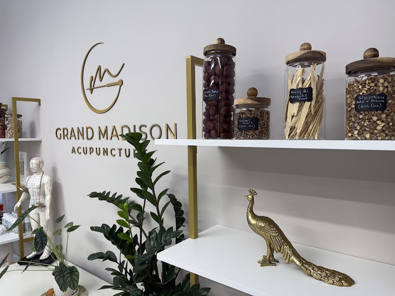 Grand Madison Acupuncture photo 4