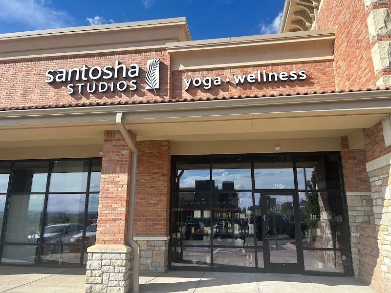 Santosha Studios Yoga & Wellness photo 3