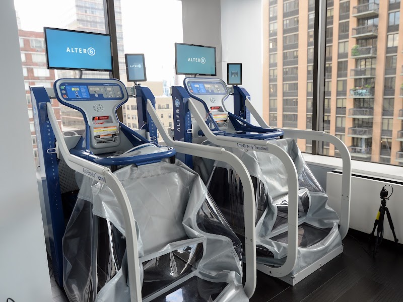 Sloane Stecker Physical Therapy - Lincoln Square photo 5