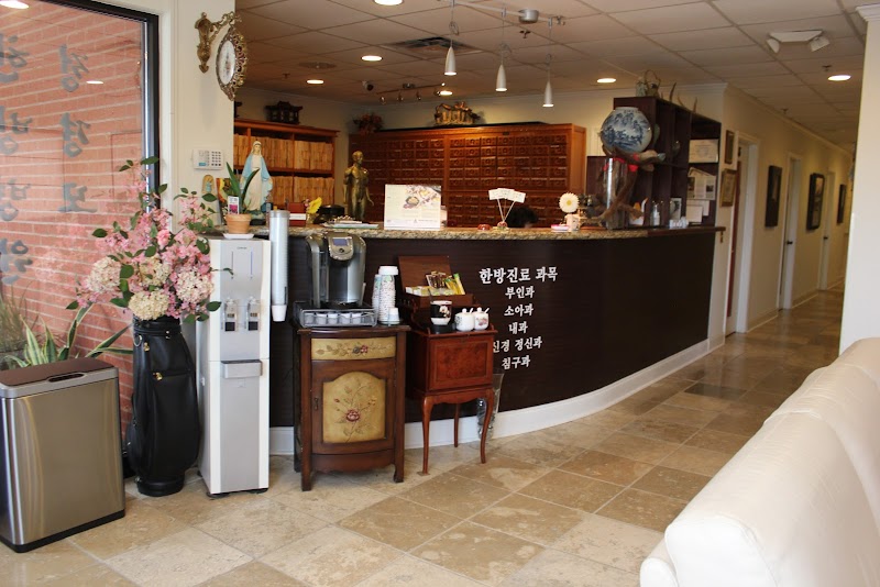 Chung's Acupuncture Clinic