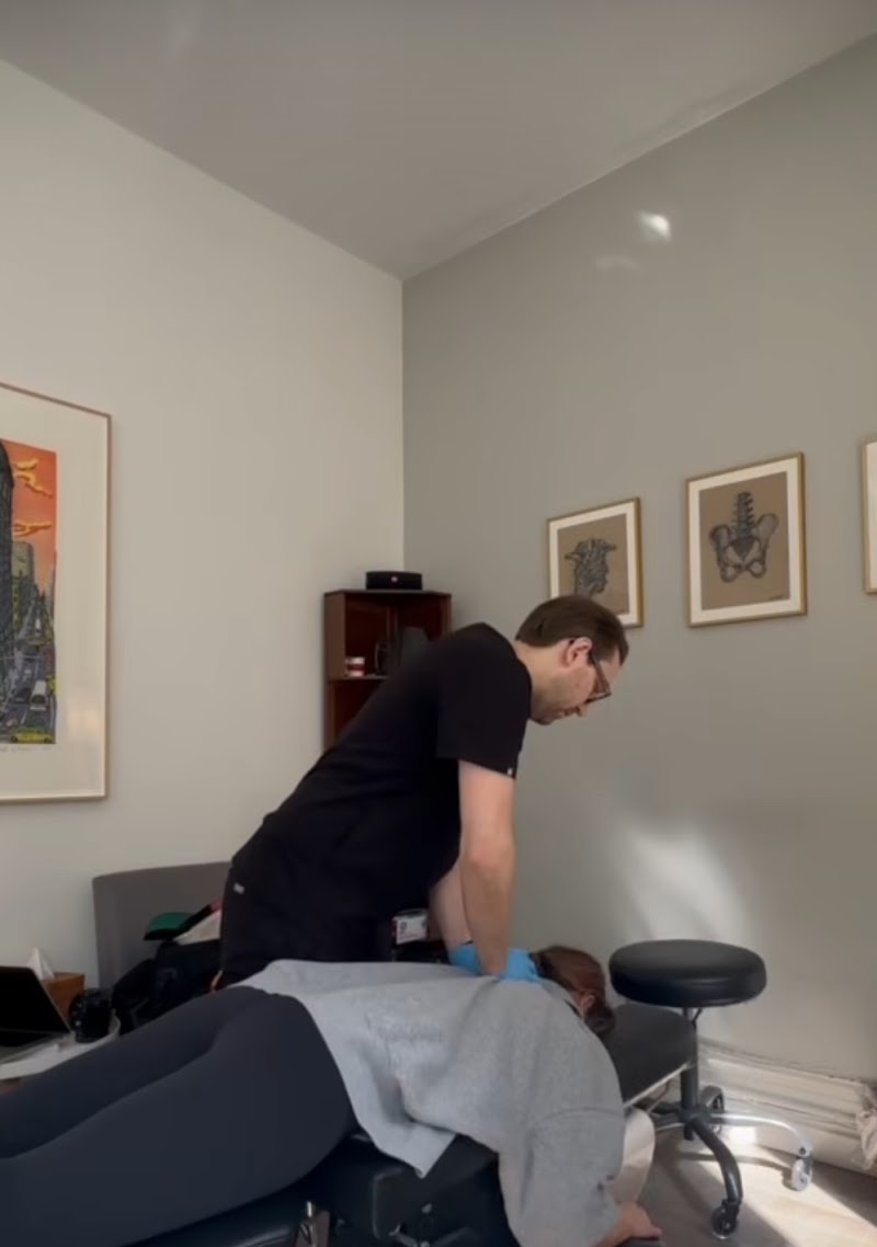 New Roots Chiropractic - NoMad / Flatiron photo 4
