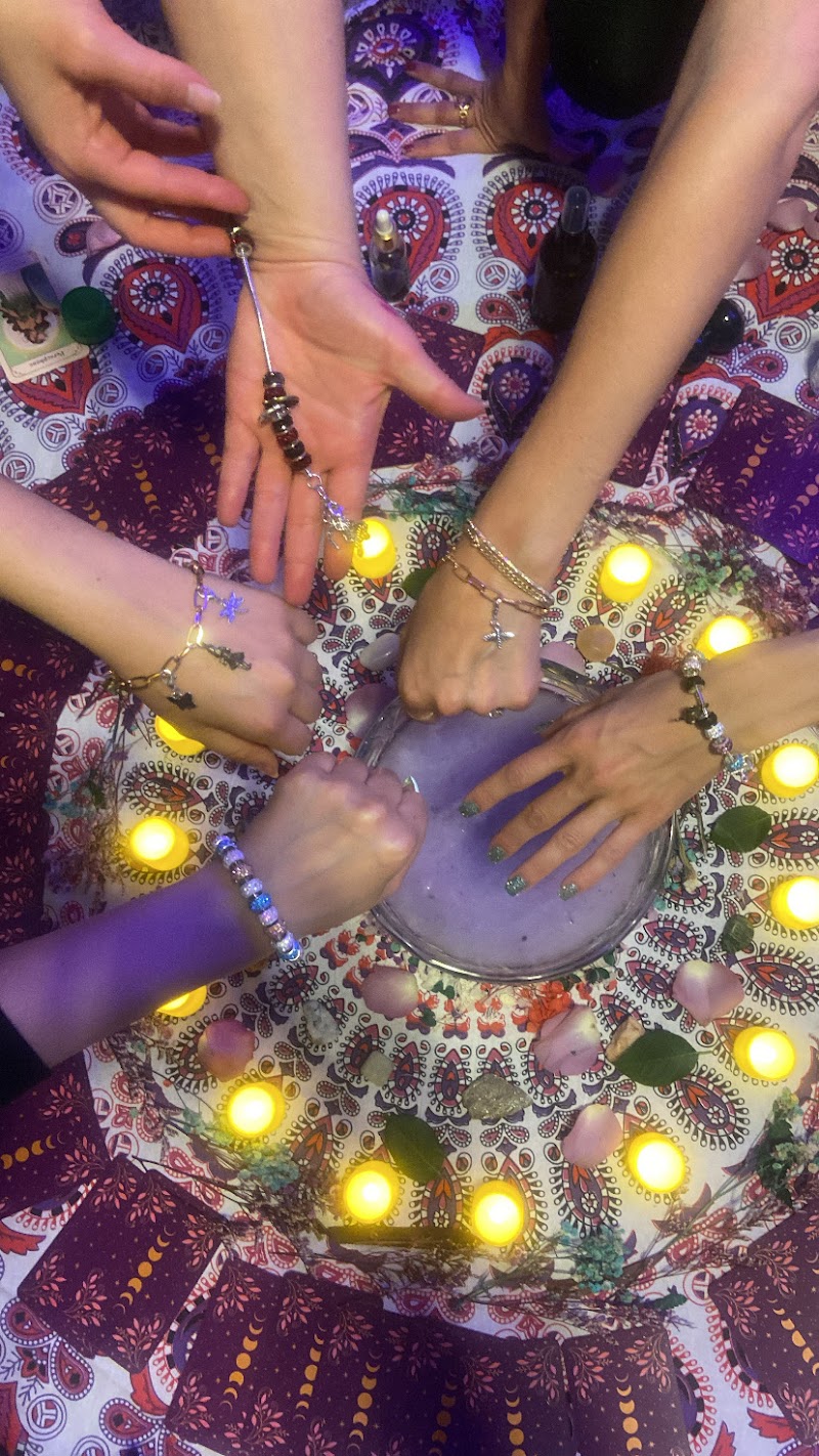 Visceral Moon Healing: Reiki + Shamanic Energy Work photo 3