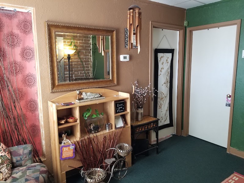 Sol Wellness Reiki & Massage Therapy photo 3