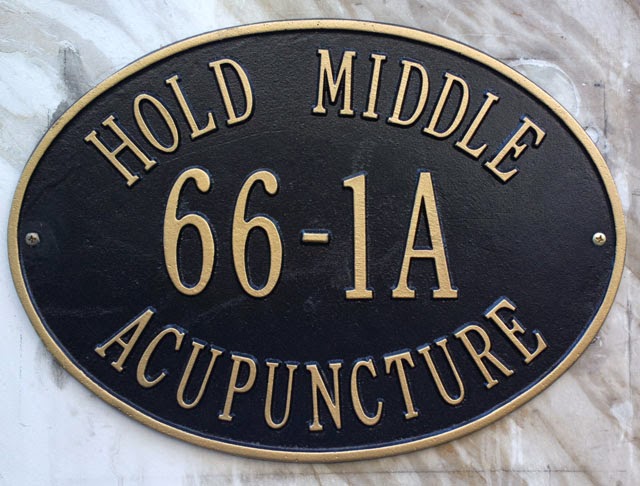 Hold Middle Acupuncture