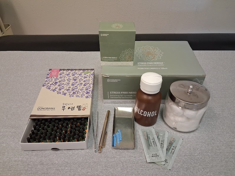 JOY ACUPUNCTURE CLNIC photo 3