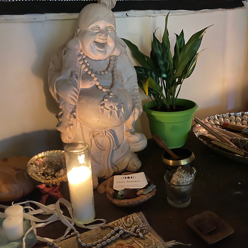 Luna Waverly Intuitive Reiki Master Instructor Chakra Balancing photo 2