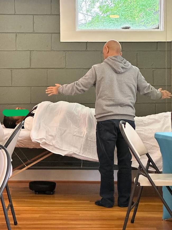 Hands Light and Healing