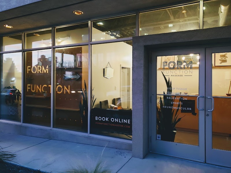 Form + Function Massage photo 4