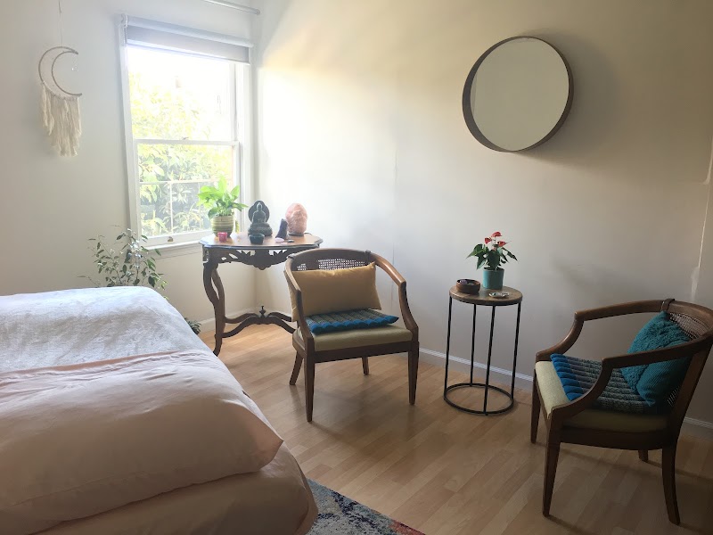 Caroline Vigery: Reiki Master & Intuitive photo 2