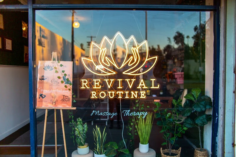 Massage Therapy | Los Angeles | Revival Routine photo 2