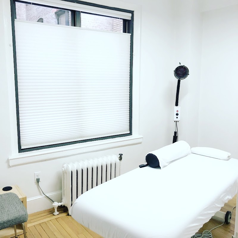 Gotham City Acupuncture photo 2