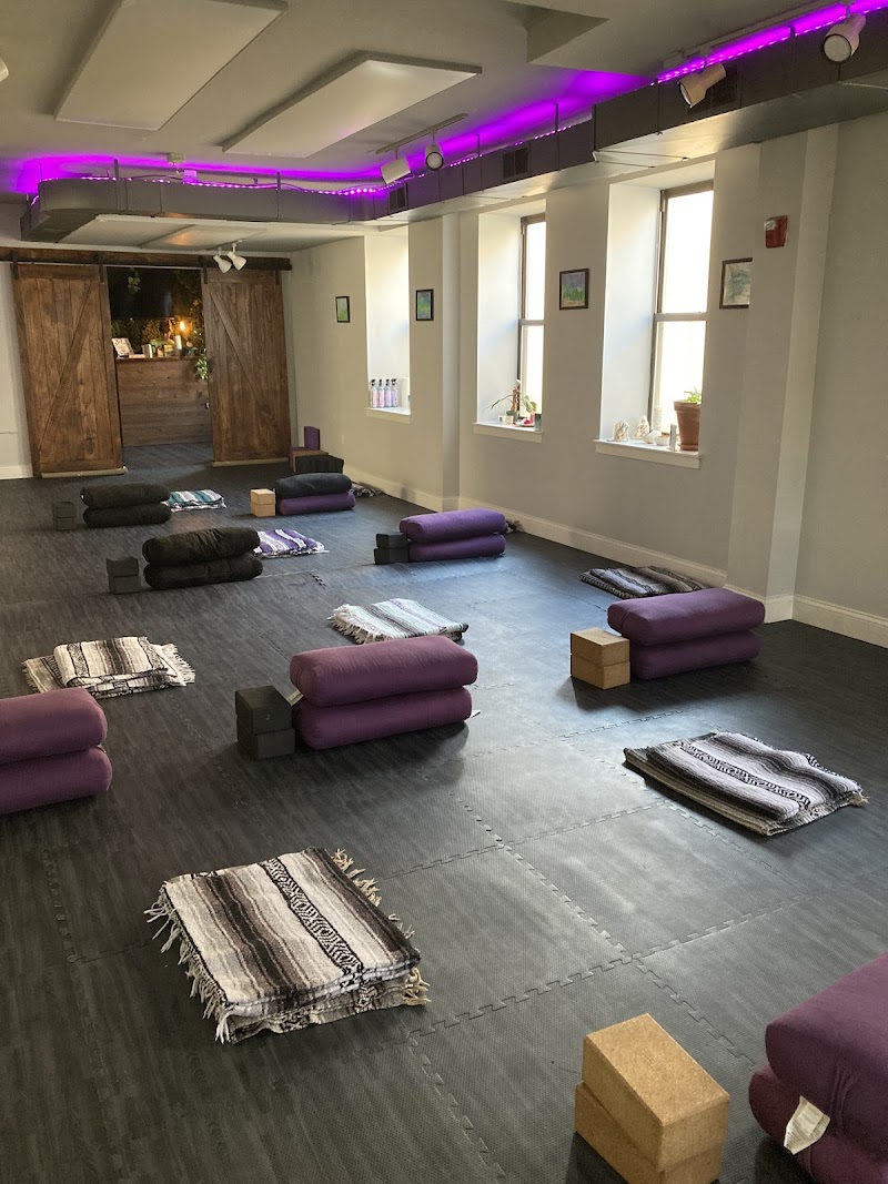 Unity Yoga - Manayunk photo 3