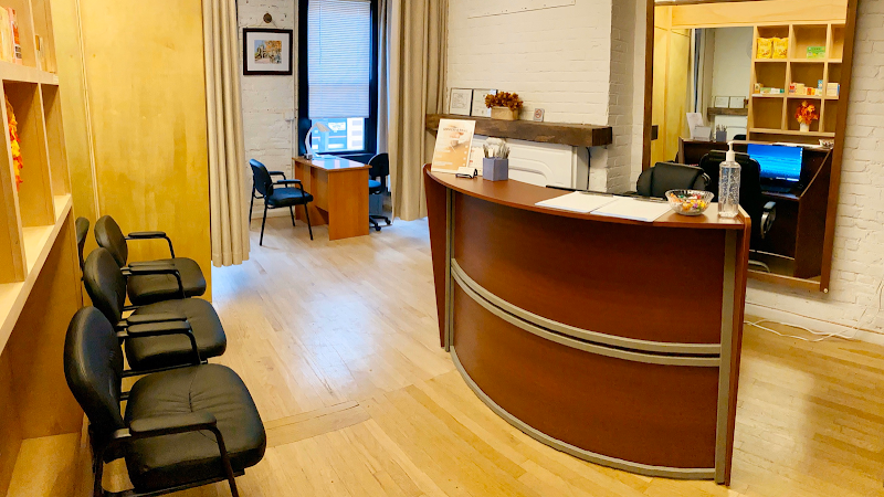 Essence Acupuncture
