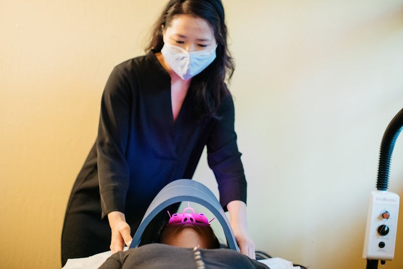 SF Holistic Medicine Acupuncture, Dry Needling, Cosmetic Acupuncture + Microneedling & Functional Medicine photo 2