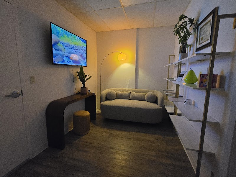 SF Holistic Medicine Acupuncture, Dry Needling, Cosmetic Acupuncture + Microneedling & Functional Medicine photo 3