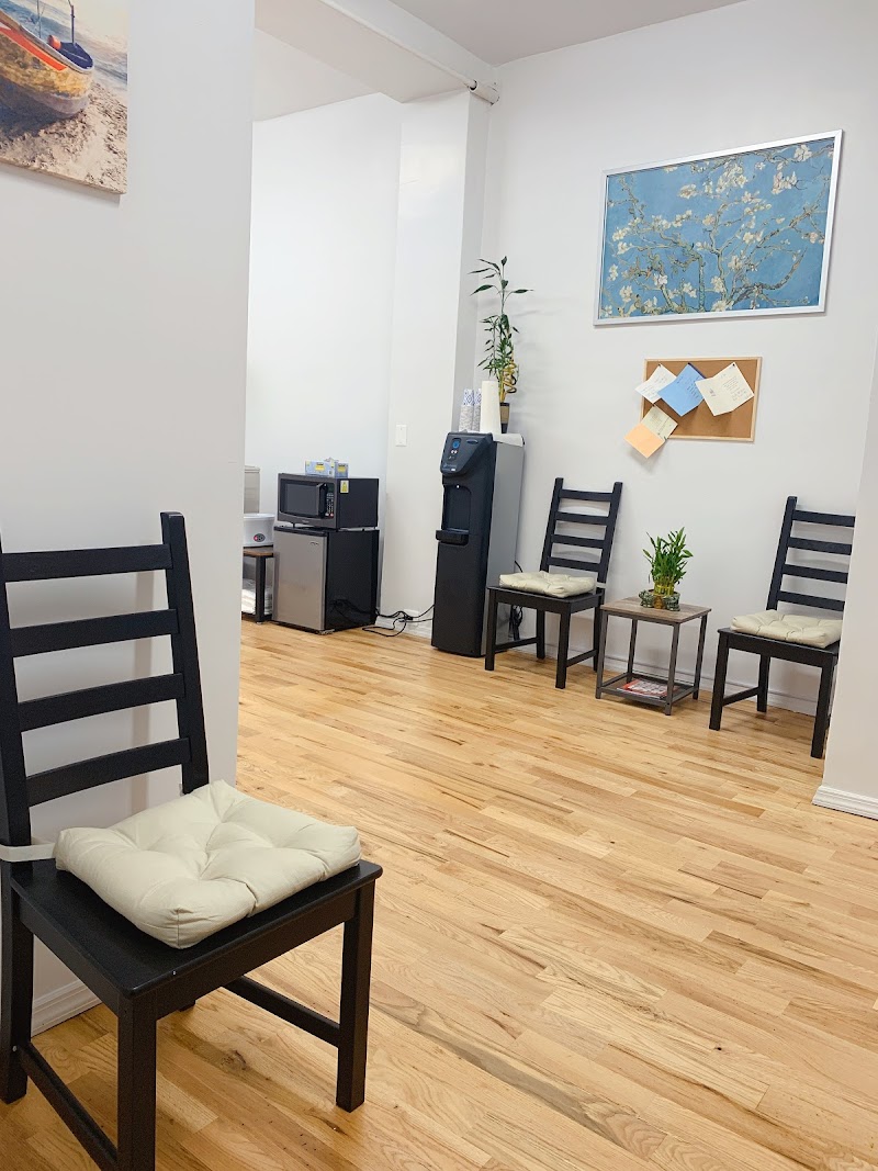 The Lei He Center Inc photo 2