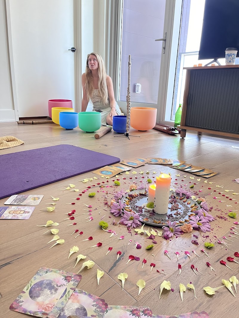 Liria Rose: Sound Healer, Reiki Master + Spiritual Mentor photo 3