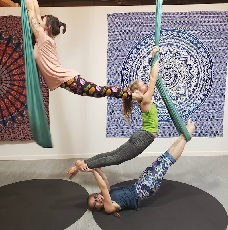 Yoga OM Alaska photo 5