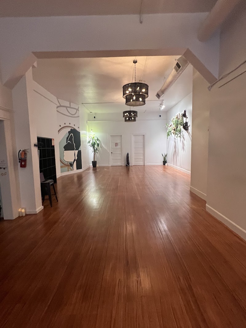 HAUM Studios - Haight Ashbury photo 5