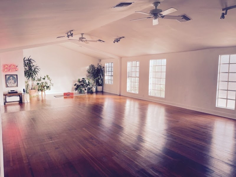 ROAM LA YOGA photo 2
