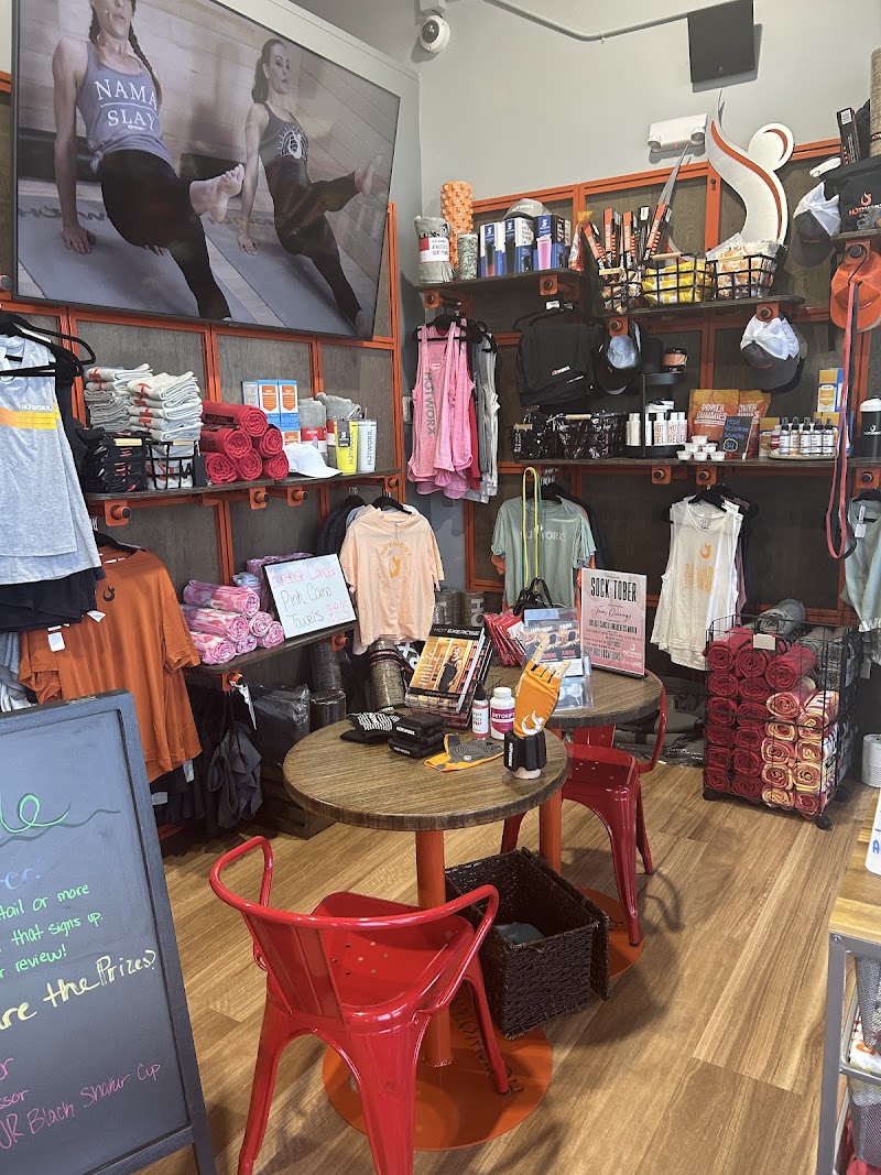 HOTWORX- Houston, TX - Channelview photo 4