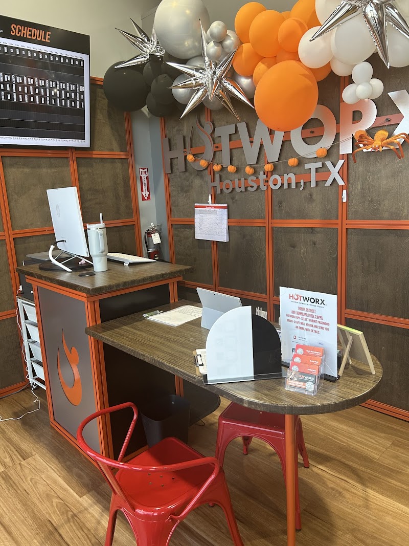 HOTWORX- Houston, TX - Channelview photo 5