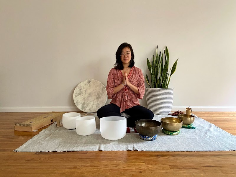 Yishi Healing photo 2