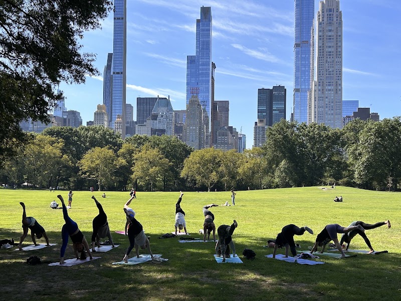 UrbanNomadYoga