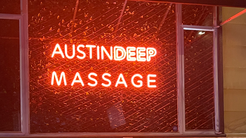 AUSTINDEEP Lake Austin photo 4