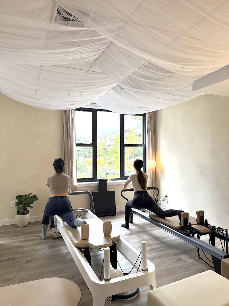 Yoga Pavilion with Pilates | 瑜伽亭 photo 3