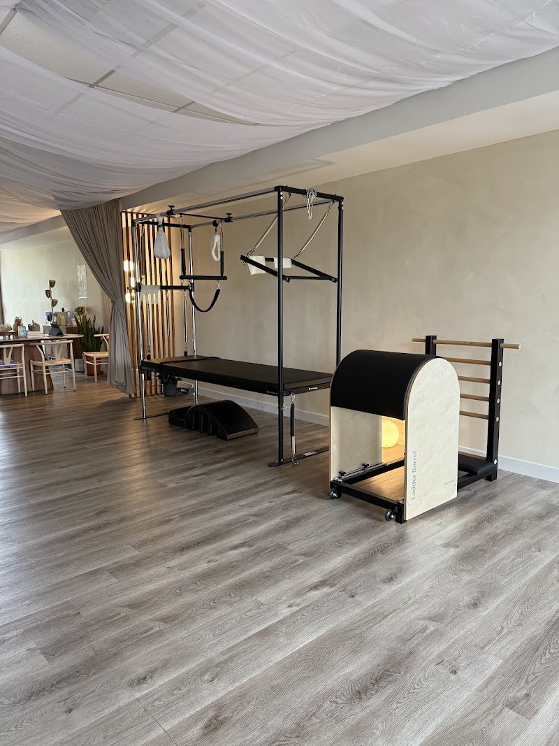 Yoga Pavilion with Pilates | 瑜伽亭 photo 5