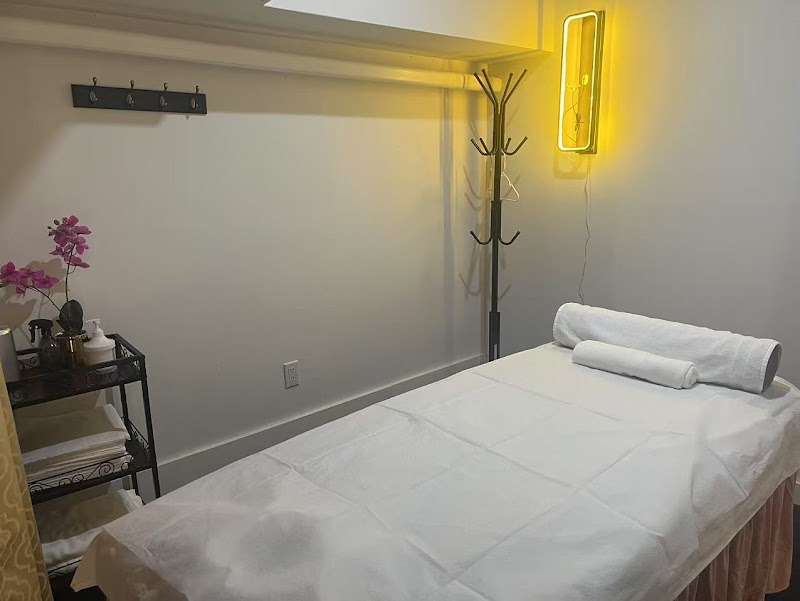 Relax Health Spa 999 (foot rub $25, nearby massage, nearby spa, best therapy) photo 2