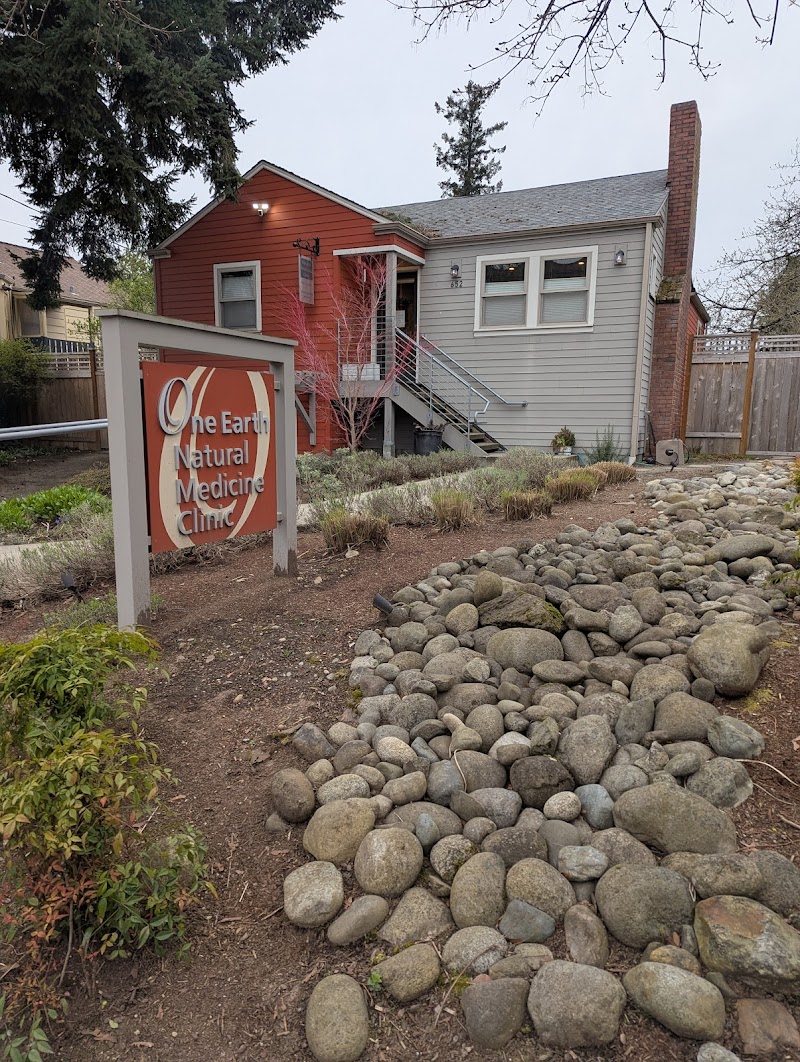 One Earth Natural Medicine Clinic photo 4