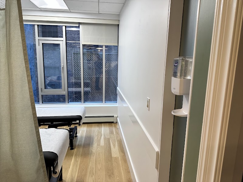 IMOVE Physical Therapy and Rehabilitation photo 3