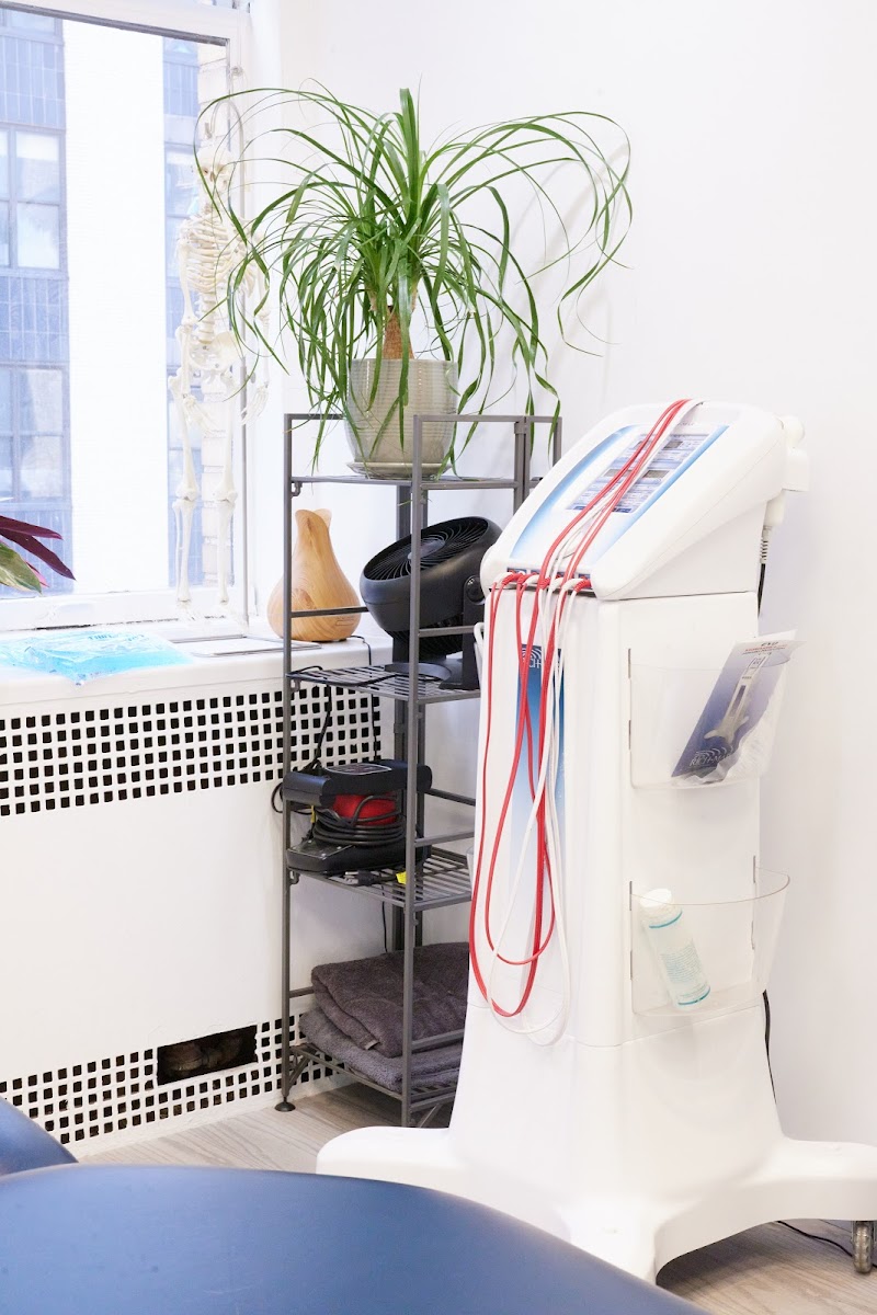 Apex Acupuncture and Chiropractic - Midtown Location photo 5